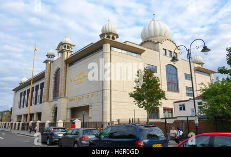 Impressive Sikh Temple in London - Gurdwara Sri Guru Singh Sabha Southall Stock Photo