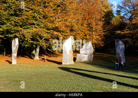 Heaven's Gate, Longleat Safari & Adventure Park, Wiltshire, UK. 31st October 2016. Autumn colours at Heaven's Gate on the Longleat estate in Wiltshire, United Kingdom Credit:  Andrew Harker/17�Թ����� Live News Stock Photo