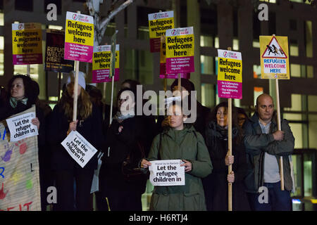 London, UK. 1st November 2016. Activists protest and demonstrate outside the Home Office this evening, calling on the British government and Home Secretary, Amber Rudd to let refugee children into the UK. Credit:  Vickie Flores/Alamy Live News. Stock Photo