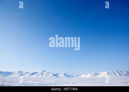 blue beautiful beauteously nice big large enormous extreme powerful imposing immense relevant environment enviroment winter Stock Photo