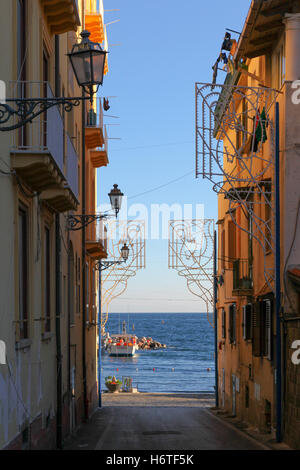 Harbour, port, water, sea, boat, old, fishing, harbour, marina, pier, ocean, transportation, up, rope, vessel, wood, transport. Stock Photo