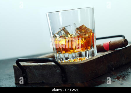 cigar bar tavern glass chalice tumbler drink drinking bibs liquid colour lifestyle model design project concept plan draft Stock Photo