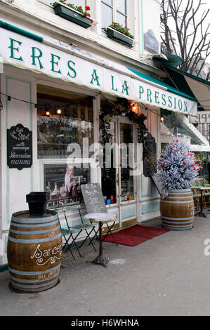 Cafe, bar and restaurant with Christmas decoration, Paris, France, Europe Stock Photo