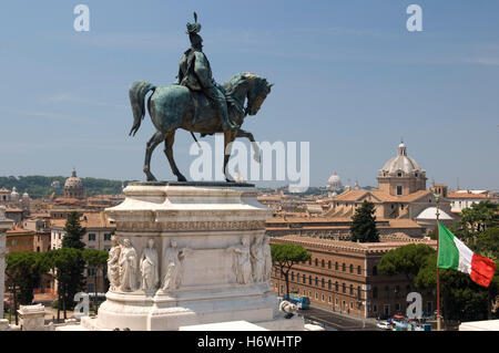 Equestrian statue, Monumento Nazionale a Vittorio Emanuele II, National Monument to Victor Emmanuel II, Rome, Italy, Europe Stock Photo