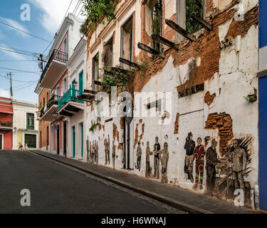 The Puerto Rico Door, painted in black to protest lack of US funding, in Old San Juan (Puerto Rico) Stock Photo