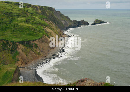 Marsland Mouth Beach & Headland, North Devon Beach lies on the Devon - Cornwall border Stock Photo