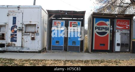 antique vintage old fashion pepsi soda coke pop vending machine