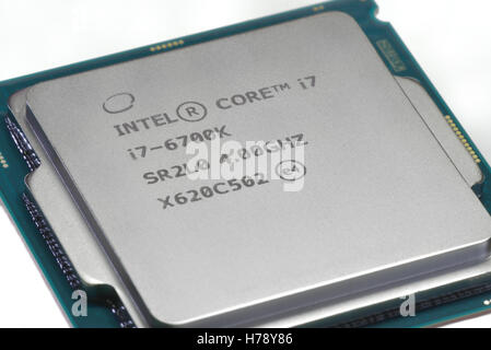 Close up of intel core i7 6700k hi-res stock photography and images