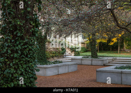 South Garden of The Art Institute of Chicago, Chicago, Illinois Stock Photo
