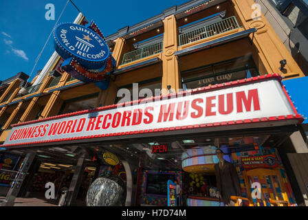 The Guinness World Records Museum on Clifton hill, a main street in Niagara Falls full of strange and tacky tourist attractions Stock Photo
