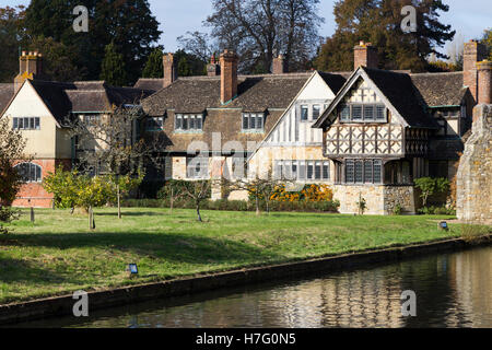 Accommodation wing for holiday / bed and breakfast guests at Hever Castle in Kent (available in Astor and Anne Boleyn wings). UK Stock Photo