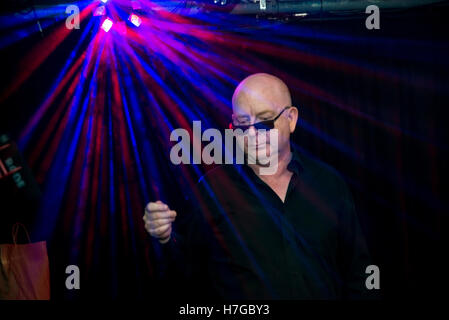 London, UK. 05th Nov, 2016. British iconic producer Alan McGee djs for This Feeling at Water Rats. He is best known for co-founding and running the independent Creation Records label from 1983 to 1999, and the Poptones label from 1999 to 2007. He has managed and championed successful acts such as The Jesus and Mary Chain, Primal Scream, My Bloody Valentine, Oasis, and The Libertines. Credit:  Alberto Pezzali/Pacific Press/Alamy Live News Stock Photo