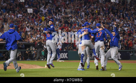 Cleveland, Ohio, USA. 2nd Nov, 2016. Chicago Cubs team group MLB : Chicago Cubs players celebrate after winning the Major League Baseball World Series Game 7 against the Cleveland Indians at Progressive Field in Cleveland, Ohio, United States . © AFLO/Alamy Live News Stock Photo