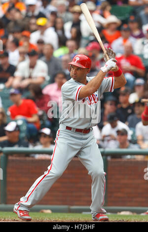 Philadelphia Phillies left fielder Raul Ibanez warms up at Coors