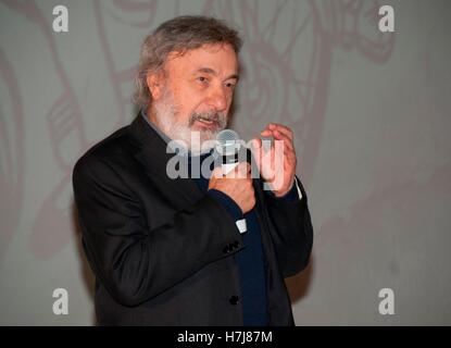 Rome, Italy. 04th Nov, 2016. Career Award 2016 to Italian director and writer Gianni Amelio at the opening ceremony of the MedFilm Festival in Rome, dedicated to the Mediterranean and Middle East theaters scheduled November 4 to 12. © Patrizia Cortellessa/Pacific Press/Alamy Live News Stock Photo