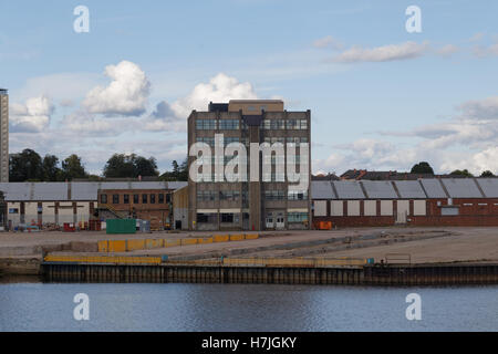 Clyde shipbuilding clydeside wharfs of yarrow shipbuilders and Glasgow Stock Photo