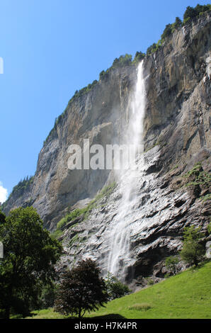 View of the spectacular 300m Staubbach Waterfall in Lauterbrunnen, in the Bernese Oberland in Switzerland. Stock Photo