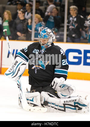 San Jose Sharks goalie Evgeni Nabokov (20), of Kazakhstan, blocks a ...