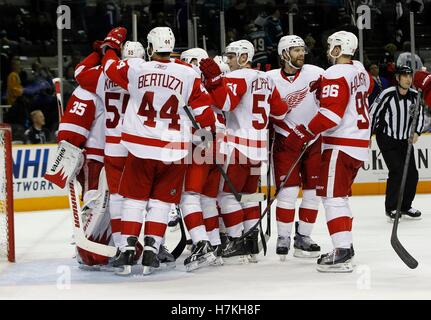 Detroit Red Wings on X: #OnThisDay in 2008: The #RedWings defeated the  Penguins, 3-2, in Game 6 of the Stanley Cup Final at Mellon Arena. It is  the 11th NHL championship in