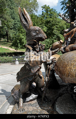 White Rabbit and the Alice in Wonderland sculpture in Central Park, Manhattan, New York, United States. Stock Photo