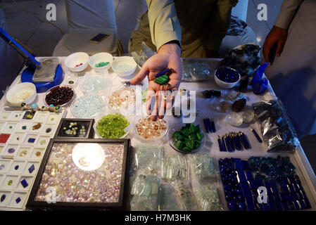 Peshawar. 6th Nov, 2016. Photo taken on Nov. 6, 2016 shows precious stones exhibited during the Gems and Jewellery Exhibition in northwest Pakistan's Peshawar. Pakistan has precious and expensive stones that are found in northern areas, mountainous terrains of Khyber-Pakhtunkhwa, Balochistan and the areas bordering with Iran and Afghanistan. © Umar Qayyum/Xinhua/Alamy Live News Stock Photo