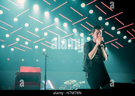 Manchester UK. 6th November 2016. Bastille perform at The Manchester Arena on their headline tour 2016, Manchester 06/11/2016 Credit:  Gary Mather/Alamy Live News Stock Photo