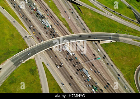 Aerial view of highway 401 ,Toronto Ontario Stock Photo - Alamy