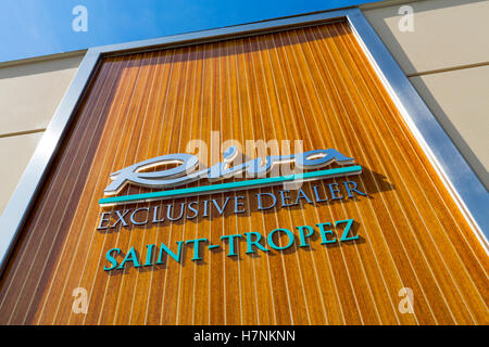 Exclusive Dealer. Village of Saint Tropez. Var department, Provence Alpes Cote d'Azur. French Riviera. Mediterranean Sea. France