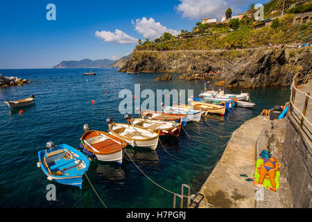 Manarola, Riviera de Levanto, fishing village, Cinque Terre. Genoa. Mediterranean Sea. Liguria, Italy Europe Stock Photo