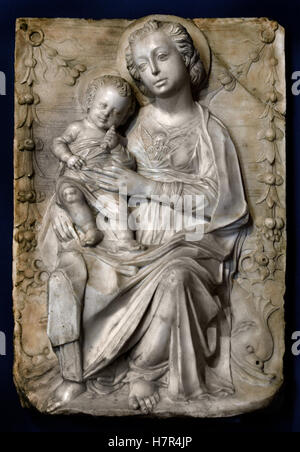 Virgin and child on Dolphins 15th Century Gregorio Lorenzo 1436-1504  Florence Italy ( Marble ) Italian Stock Photo