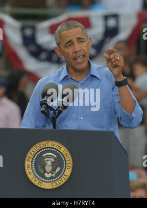 Kissimmee, FL, USA. 06th Nov, 2016. President Barack Obama Campaign for ...