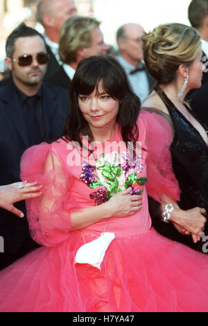 BJORK CANNES FRANCE 17 May 2000 Stock Photo