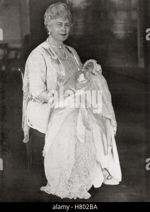 Mary of Teck holding her grandaughter Princess Elizabeth, future Queen Elizabeth II, May 1926. Mary of Teck, 1867 – 1953. Queen of the United Kingdom and the British Dominions and Empress of India as the wife of King-Emperor George V. Elizabeth II, 1926 - 2022.  Queen of the United Kingdom, Canada, Australia and New Zealand. Stock Photo