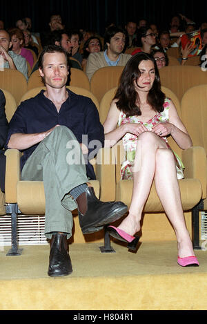 GUY PEARCE & KATE MESTITZ 'MEMENTO' PREMIERE VENICE FILM FESTIVAL VENICE ITALY 05 September 2000 Stock Photo