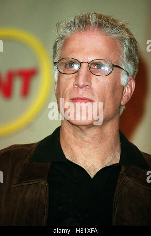 TED DANSON 8TH SCREEN ACTORS GUILD AWARDS NOMINATIONS PACIFIC DESIGN CENTRE WEST HOLLYWOOD USA 24 January 2002 Stock Photo