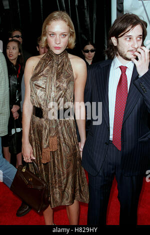 サイン入り‼️ Chloe Sevigny Harmony Korine 写真集 サイン入り‼️ Chloe Sevigny Harmony Korine 写真集 - メルカリ