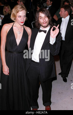 サイン入り‼️ Chloe Sevigny Harmony Korine 写真集 サイン入り‼️ Chloe Sevigny Harmony Korine 写真集 - メルカリ
