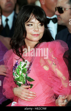 BJORK CANNES FRANCE 17 May 2000 Stock Photo