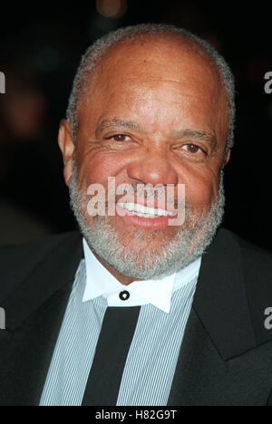 BERRY GORDY 32ND NAACP IMAGE AWARDS ARRIVALS UNIVERSAL AMPHITHEATRE UNIVERSAL CITY LOS ANGELES USA 03 March 2001 Stock Photo