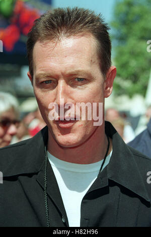 ROBERT PATRICK 'SPY KIDS' LOS ANGELES PREMIER DISNEY ADVENTURE LA USA 18 March 2001 Stock Photo