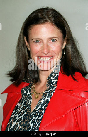 MIMI ROGERS 'KINGDOM COME' LA PREMIER BEVERLY HILLS LA USA 04 May 2001 Stock Photo