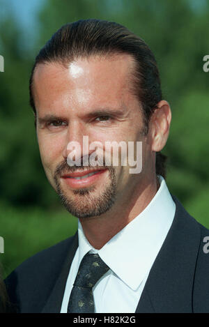 LORENZO LAMAS AMERICAN COMEDY AWARDS UNIVERSAL STUDIOS LOS ANGELES USA 22 April 2001 Stock Photo