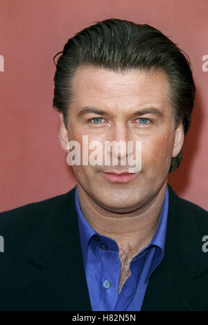 ALEC BALDWIN 1ST ANNUAL WORLD STUNT AWARDS 2001 SANTA MONICA LA USA 20 ...