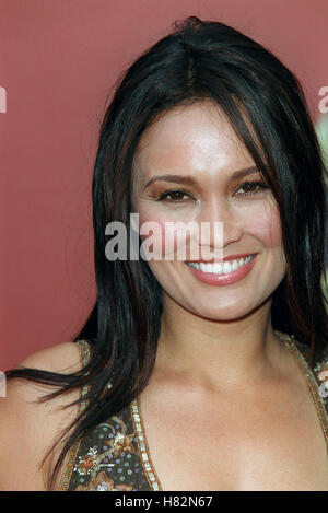 TIA CARRERE 1ST ANNUAL WORLD STUNT AWARDS 2001 SANTA MONICA LA USA 20