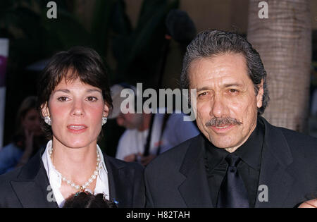 benvin kathy edward olmos hollywood los latino gala festival film 2001 angeles usa widow quinns anthony july alamy actor