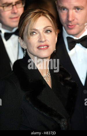 MADONNA DIE ANOTHER DAY (JAMES BOND) PREMIERE LONDON ROYAL ALBERT HALL LONDON ENGLAND 18 November 2002 Stock Photo