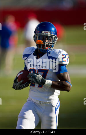 Sep. 18, 2009; Fresno, CA, USA; Boise State Broncos running back Jeremy Avery (27) before the game at Bulldog Stadium. Boise State defeated the Fresno State Bulldogs 51-34. Stock Photo