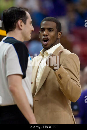 November 29, 2009; Sacramento, CA, USA;  New Orleans Hornets guard Chris Paul (3) talks with official Marat Kogut (left) during the fourth quarter against the Sacramento Kings at the ARCO Arena.  Sacramento defeated New Orleans 112-96. Stock Photo
