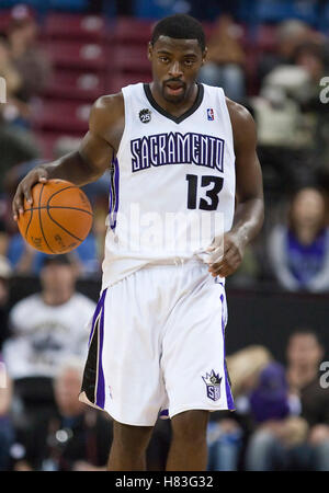 November 29, 2009; Sacramento, CA, USA;  Sacramento Kings guard Tyreke Evans (13) during the fourth quarter against the New Orleans Hornets at the ARCO Arena.  Sacramento defeated New Orleans 112-96. Stock Photo