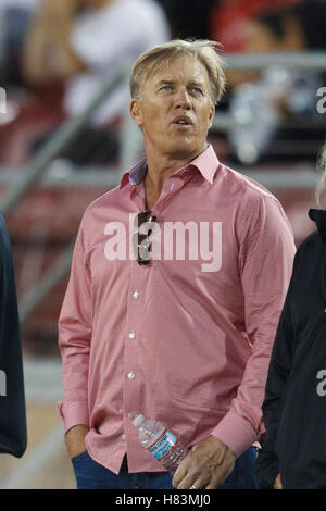 November 7, 2013: Stanford Cardinal great John Elway has his